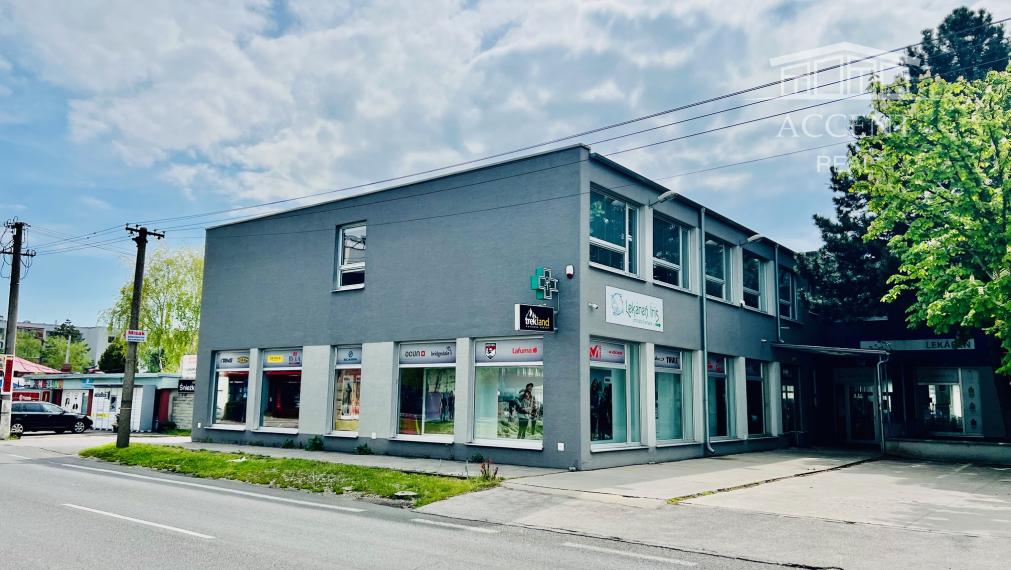 PRENÁJOM POSLEDNÝCH KANCELÁRIÍ NA FREKVENTOVANEJ ULICI - IVANSKÁ CESTA ZA VÝBORNÚ CENU