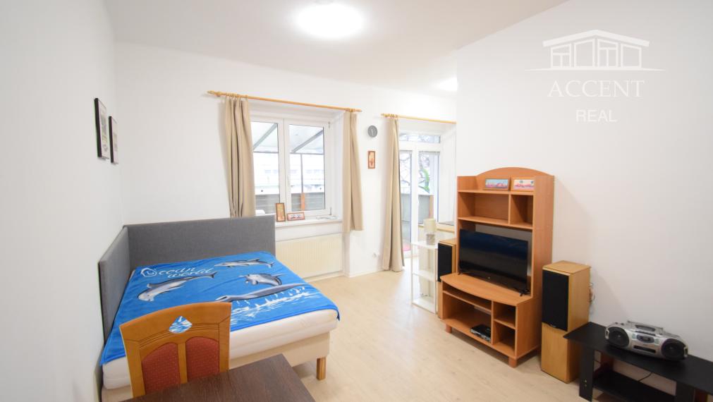 PRENÁJOM PEKNÉHO 1 - IZBOVÉHO BYTU V CENTRE MESTA