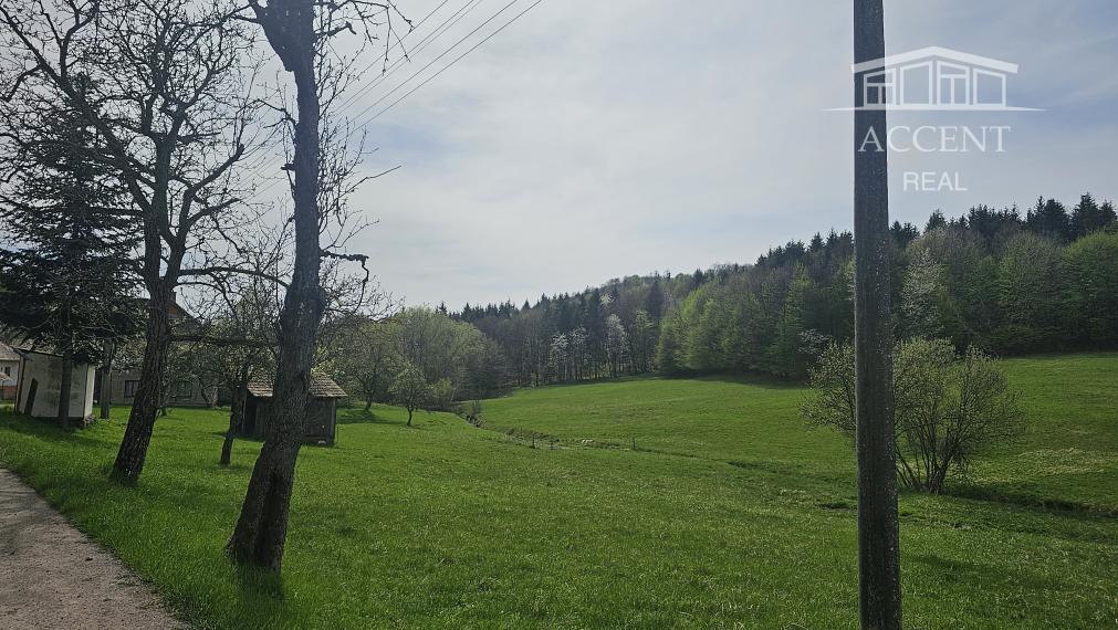 POSTAVÍME VÁM CHATU NA KĽÚČ - MALEBNÁ LOKALITA HORNÉ HÁMRE - KOSTIVRCH