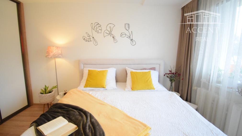 REZERVOVANÉ - VEĽMI PEKNÝ, KVALITNE ZREKONŠTRUOVANÝ 3-IZBOVÝ BYT (70 M2)V RUŽINOVE VO VÝBORNEJ LOKALITE PLNEJ ZELENE