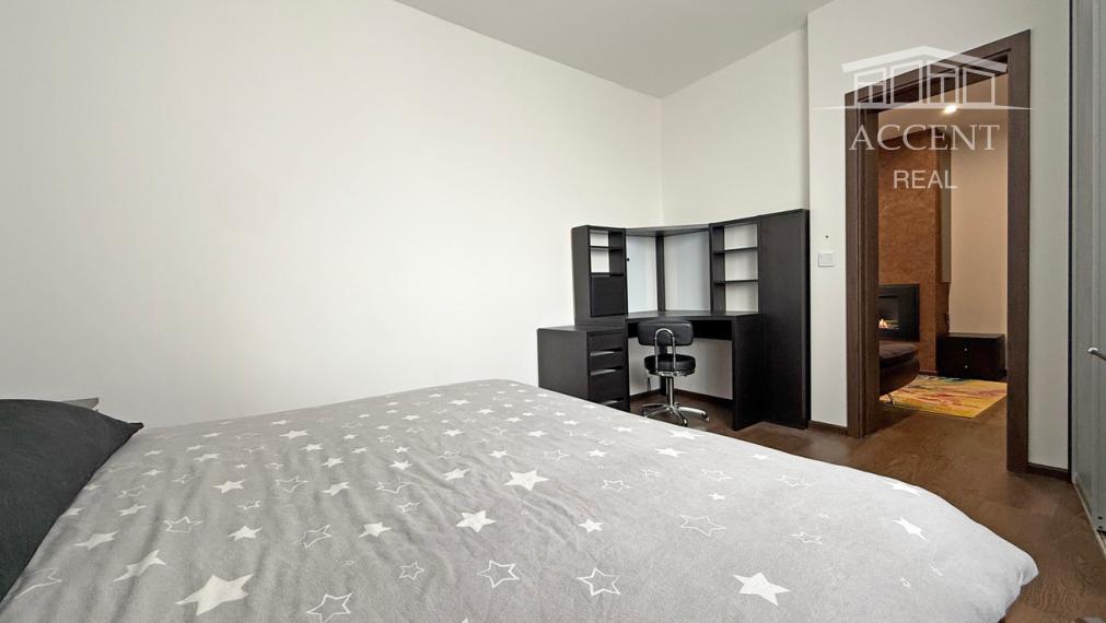 VEĽMI PEKNÝ, KVALITNE ZREKONŠTRUOVANÝ 3,5 - IZBOVÝ BYT V PETRŽALKE VO VÝBORNEJ LOKALITE PLNEJ ZELENE