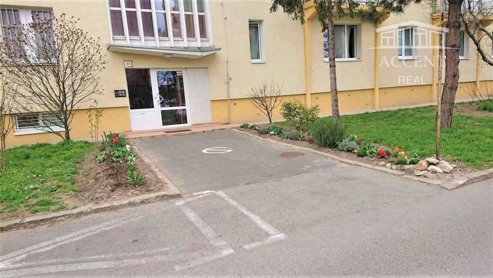 PRENÁJOM PEKNÉHO 1 IZBOVÉHO BYTU S BALKÓNOM V RUŽINOVE