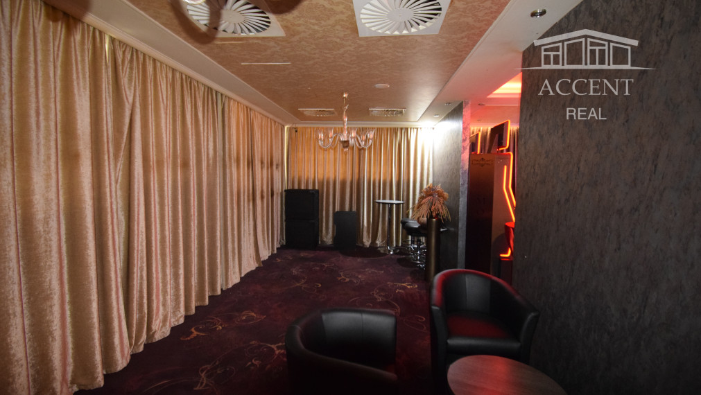 KOMERČNÉ  PRIESTORY S PARKOVANÍM NA   TRNAVSKEJ CESTE - PRI ZIMNOM ŠTADIÓNE