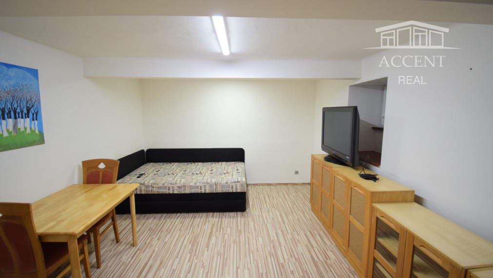 VÝBORNÁ CENA - PRENÁJOM 1 IZBOVÉHO BYTU V CENTRE MESTA