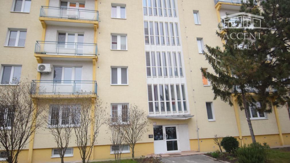 PRENÁJOM PEKNÉHO 1 IZBOVÉHO BYTU S BALKÓNOM VO VÝBORNEJ LOKALITE RUŽINOVA