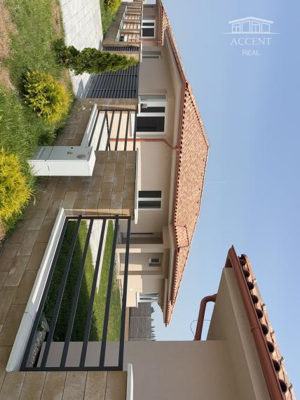 ZNÍŽENÁ CENA - KVALITNÁ NOVOSTAVBA V ŠTANDARDE- SAMOSTATNE STOJACE RODINNÉ DOMY (140M2) S VEĽKÝMI POZEMKAMI