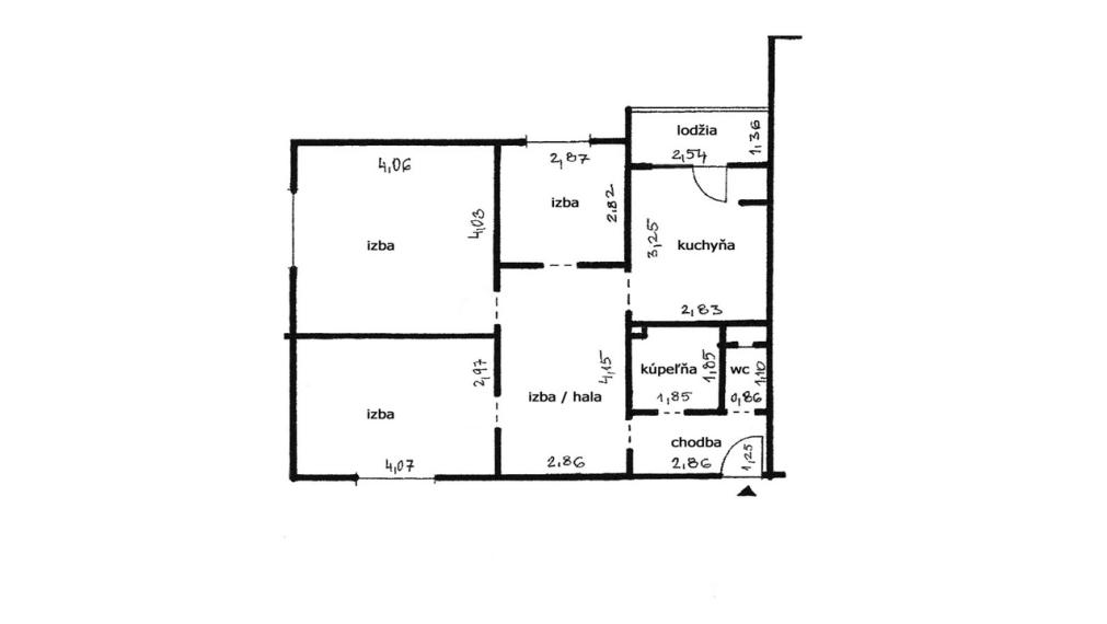 VEĽMI PEKNÝ, KVALITNE ZREKONŠTRUOVANÝ 4-IZBOVÝ BYT V PETRŽALKE VO VÝBORNEJ LOKALITE PLNEJ ZELENE