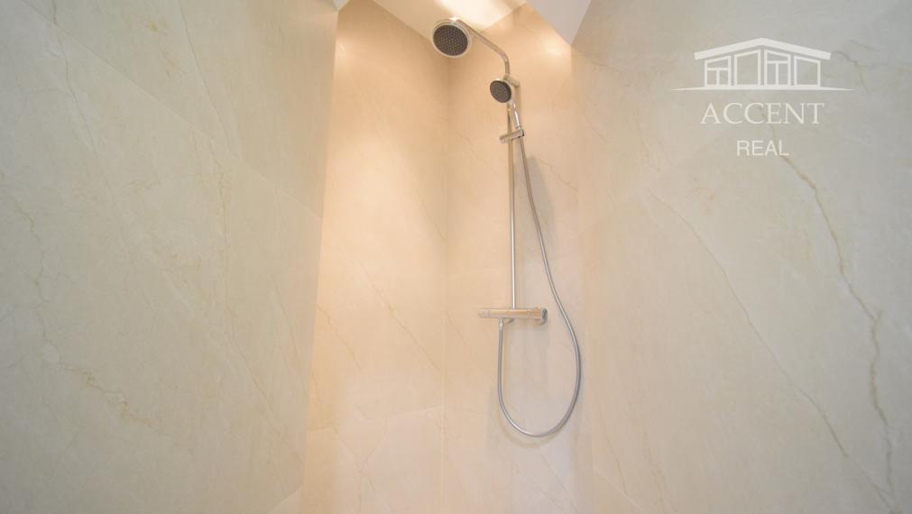 PRÉMIOVÉ OBCHODNÉ PRIESTORY S VÝKLADMI NA FREKVENTOVANEJ ULICI V CENTRE - KRÍŽNA UL.