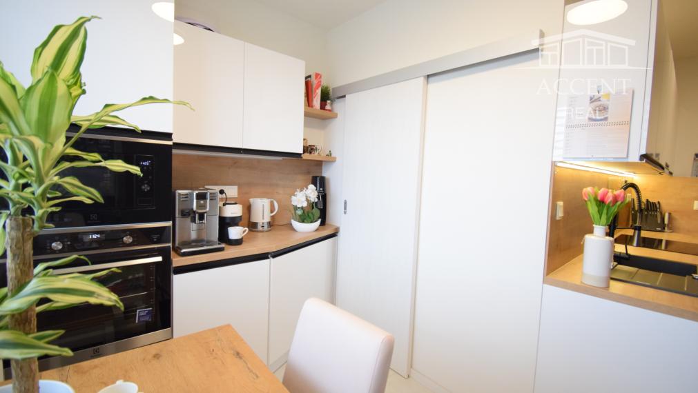 VÝNIMOČNÝ 3-IZBOVÝ BYT S VEĽKORYSOU VÝMEROU 86M2 V TICHEJ LOKALITE RUŽINOVA - ŠTEFUNKOVA