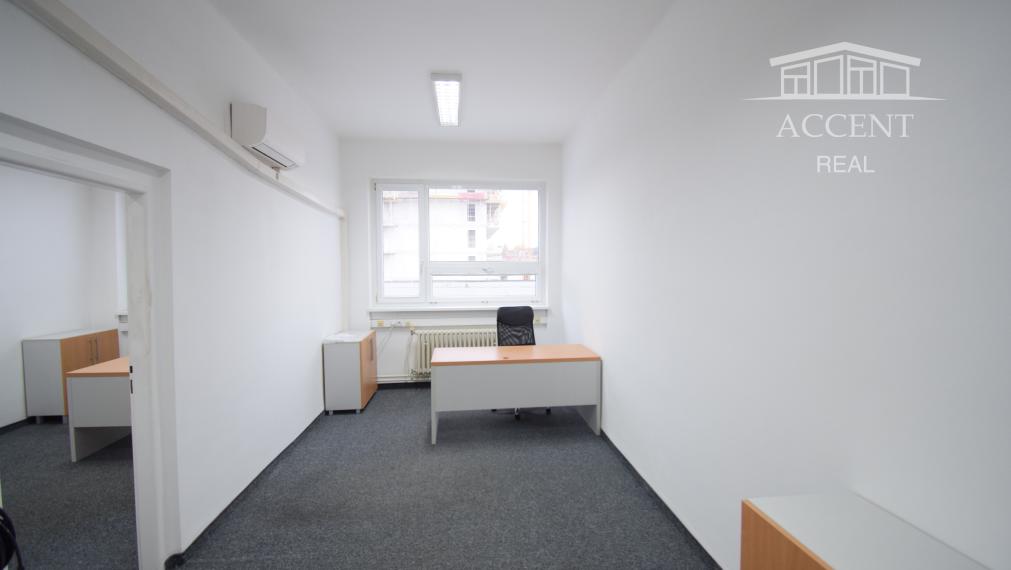 PRENÁJOM POSLEDNÝCH DVOCH ZARIADENÝCH KANCELÁRIÍ S PARKOVACÍMI MIESTAMI - FREKVENTOVANÁ IVANSKÁ CESTA