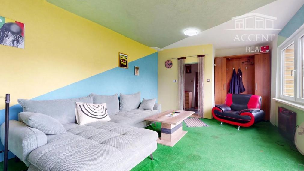 RODINNÝ DOM (107M2) V POKOJNEJ LOKALITE S PEKNÝM ROŽNÝM POZEMKOM (538M2) - MOST PRI BRATISLAVE