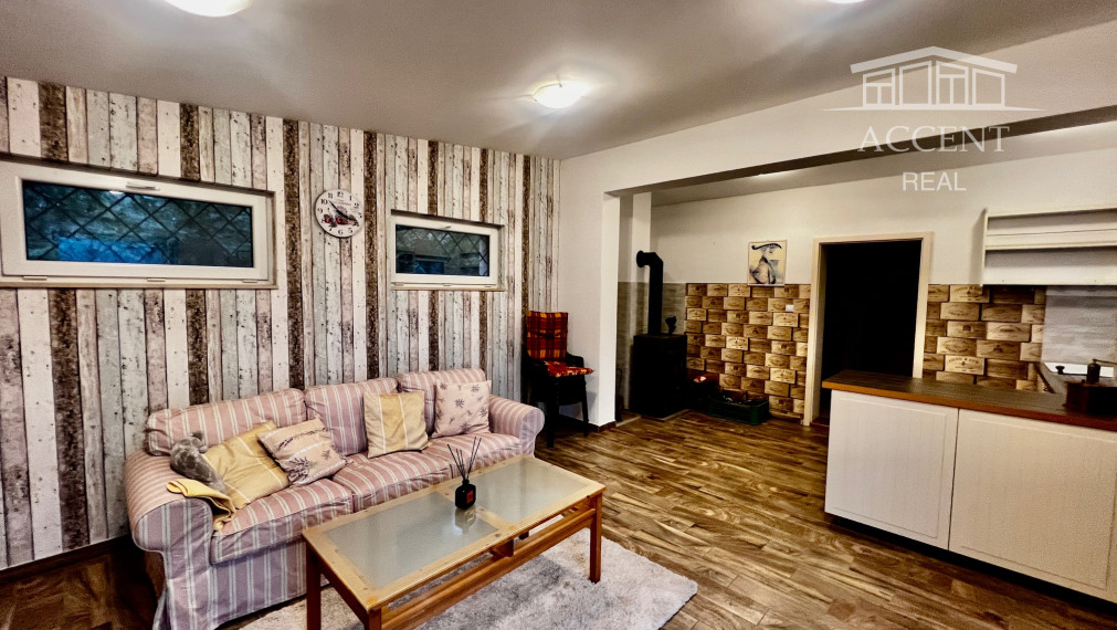 2-IZBOVÝ BYT V DOMČEKU S TERASOU, PARKOVANÍM A KRÁSNOU ZÁHRADOU