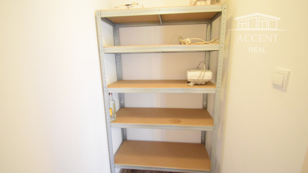 2-IZBOVÝ BYT V DOMČEKU S TERASOU, PARKOVANÍM A KRÁSNOU ZÁHRADOU