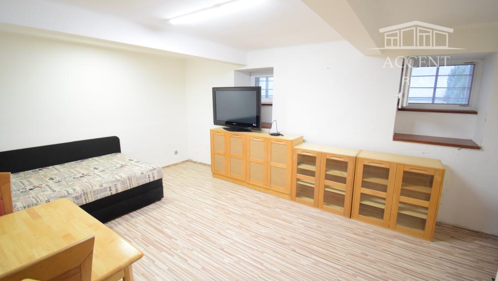 VÝBORNÁ CENA - PRENÁJOM 1 IZBOVÉHO BYTU V CENTRE MESTA