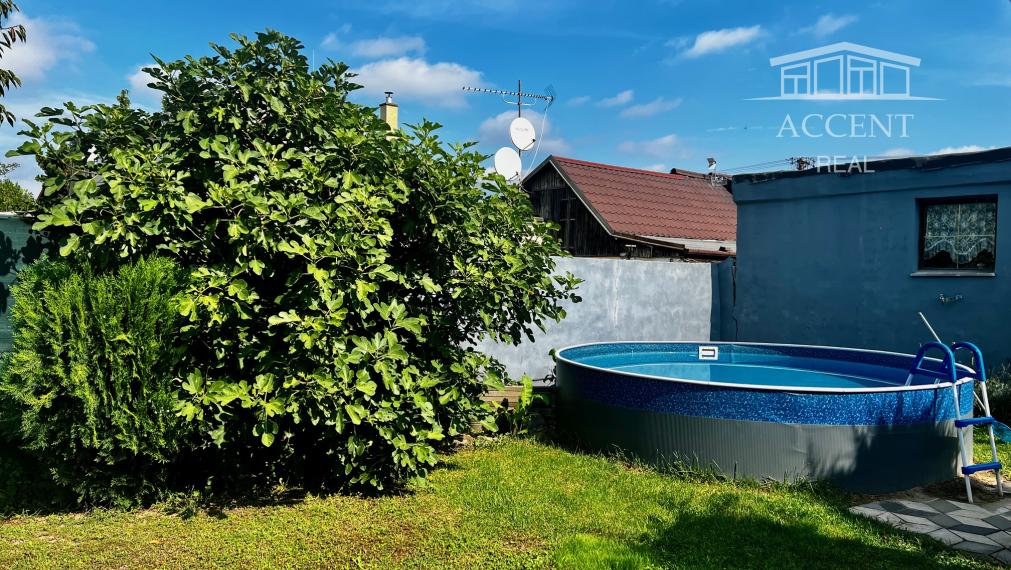 RODINNÝ DOM V CENTRE IVÁNKY PRI DUNAJI- FARNIANSKA UL. (POZEMOK 416M2)