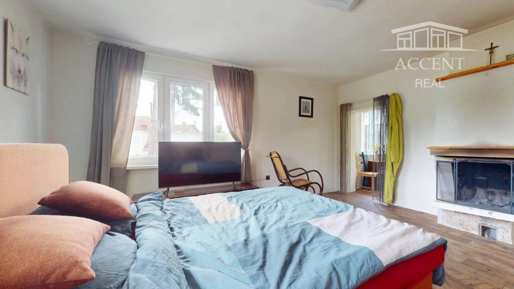 BUNGALOV V POKOJNEJ LOKALITE S PEKNÝM ROŽNÝM POZEMKOM (538M2) - MOST PRI BRATISLAVE