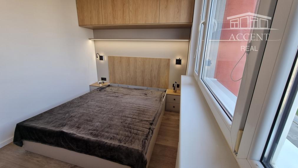 PRENÁJOM PEKNÉHO,SLNEČNÉHO, KOMPLETNE ZREKONŠTRUOVANÉHO 2 IZBOVÉHO BYTU NA STREČIANSKEJ ULICI S PIVNIČNOU KOBKOU