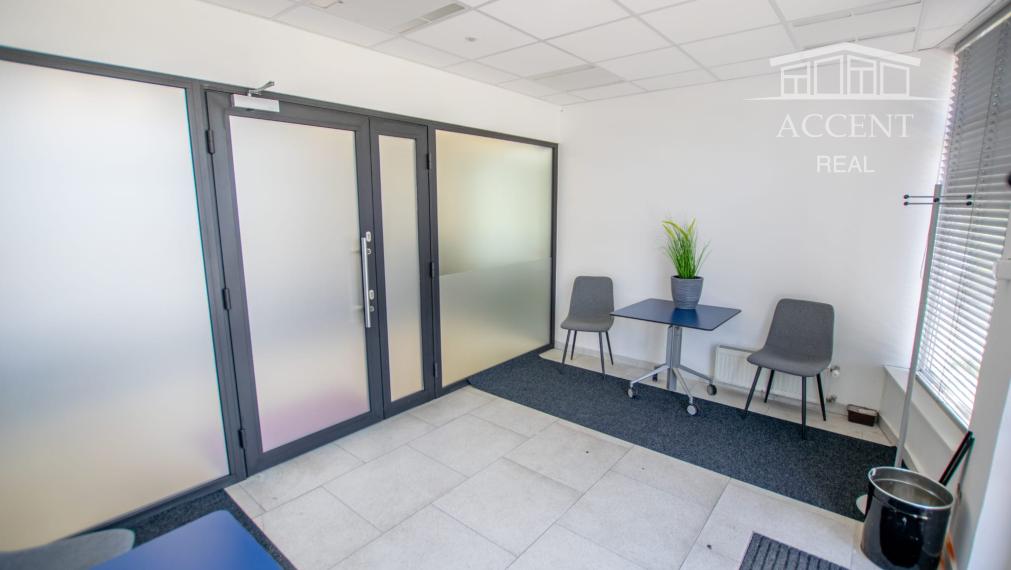 TROJPODLAŽNÁ POLYFUNKČNÁ BUDOVA V RUŽINOVE (414M2) - FREKVENTOVANÁ GALVANIHO ULICA