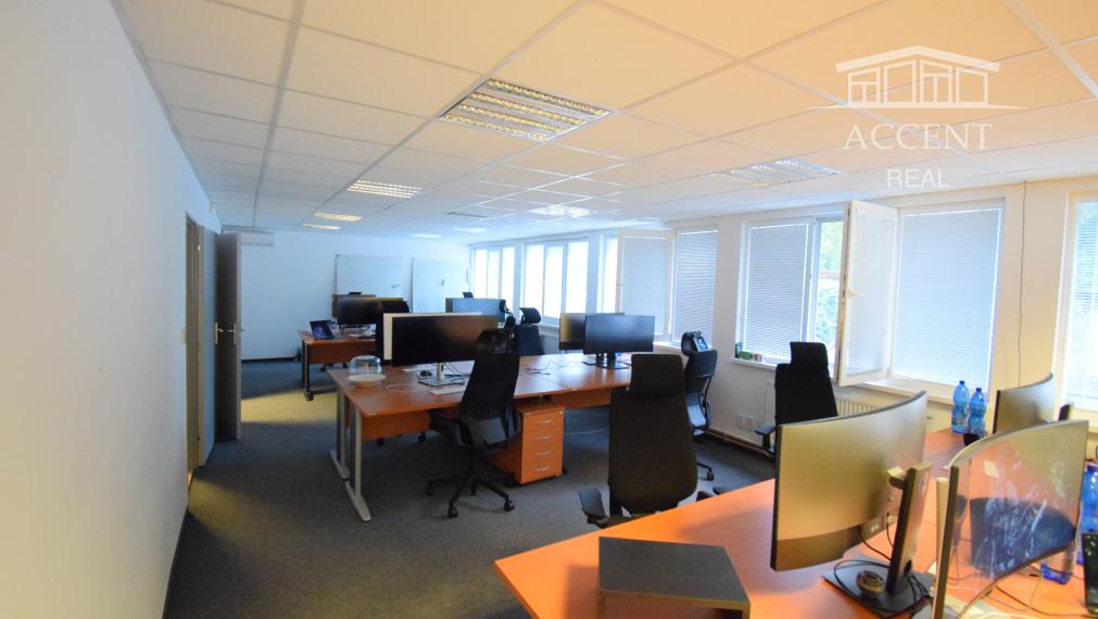 LUKRATÍVNE KANCELÁRSKE PRIESTORY V ŠIRŠOM CENTRE BRATISLAVY PRI OC AVION