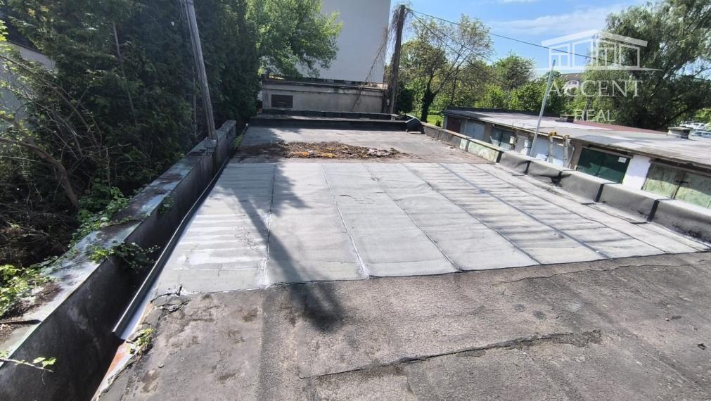 REZERVOVANÁ - PREDAJ KOMPLETNE ZREKONŠTRUOVANEJ  GARÁŽE NA HANÁCKEJ ULICI V RUŽINOVE