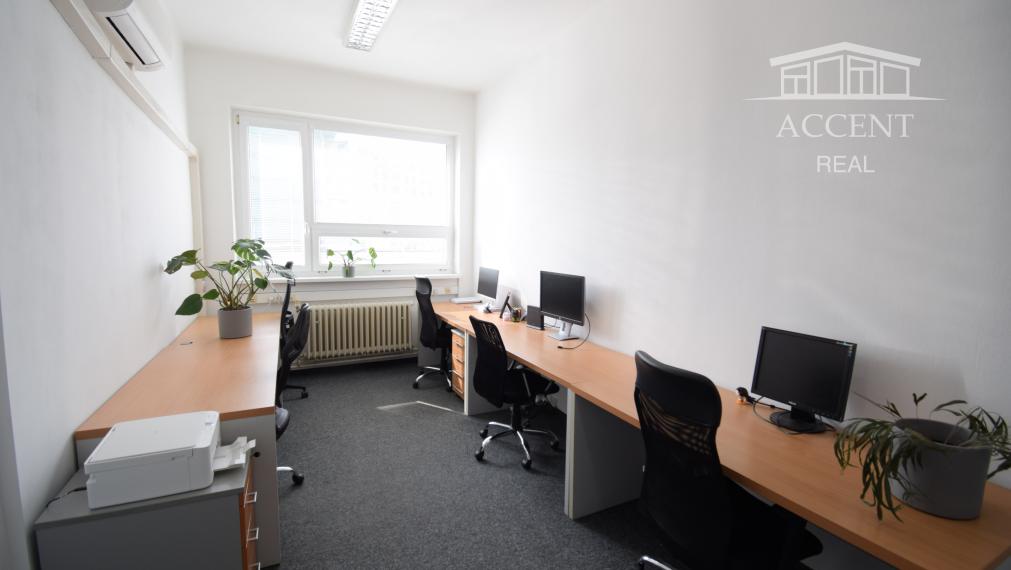 PRENÁJOM POSLEDNÝCH ZARIADENÝCH KANCELÁRIÍ S PARKOVACÍMI MIESTAMI - FREKVENTOVANÁ IVANSKÁ CESTA