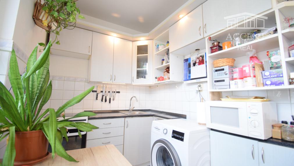 PREDAJ 3 IZBOVÉHO BYTU S BALKÓNOM  - V CENTRE MOSONMAGYARÓVÁR