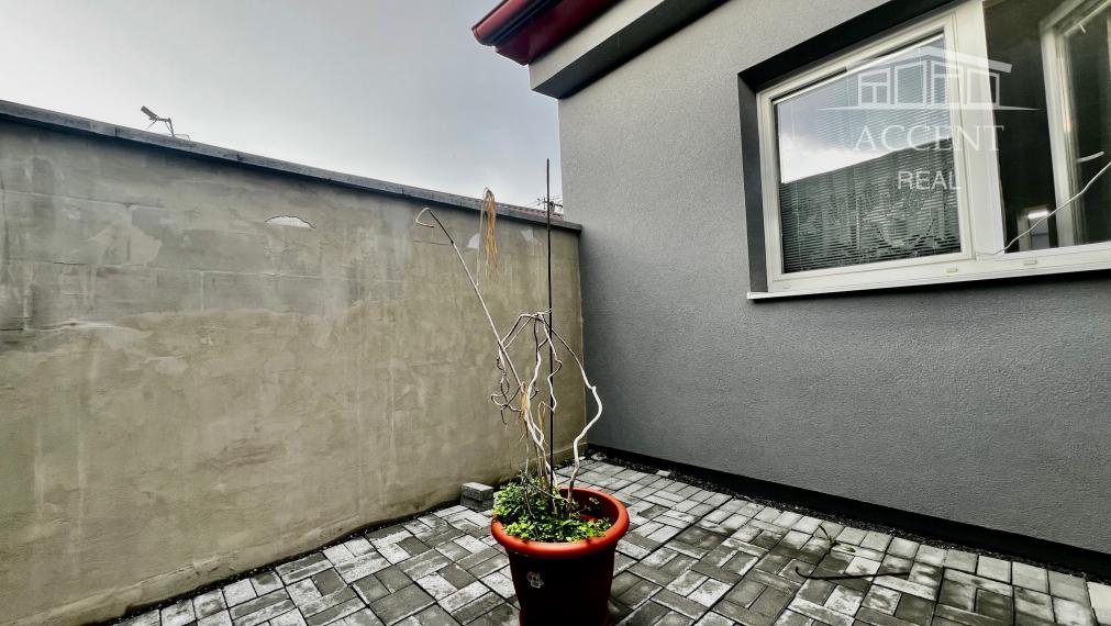 RODINNÝ DOM V CENTRE IVÁNKY PRI DUNAJI- FARNIANSKA UL. (POZEMOK 416M2)