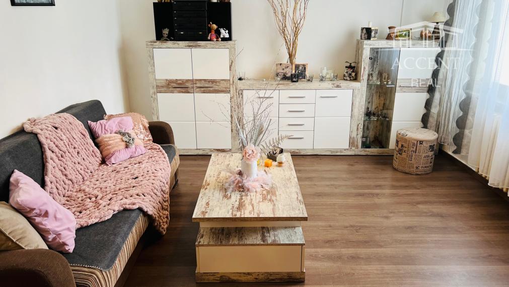 PRENÁJOM - PEKNÝ, ZREKONŠTRUOVANÝ  2- IZBOVÝ BYT V RUŽINOVE UPROSTRED ZELENE