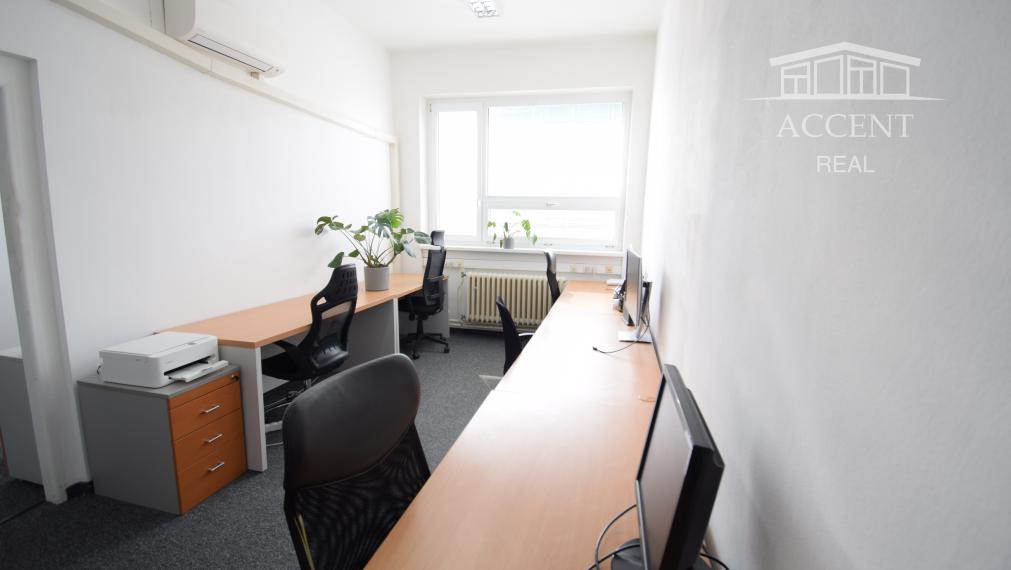 PRENÁJOM POSLEDNÝCH ZARIADENÝCH KANCELÁRIÍ S PARKOVACÍMI MIESTAMI - FREKVENTOVANÁ IVANSKÁ CESTA