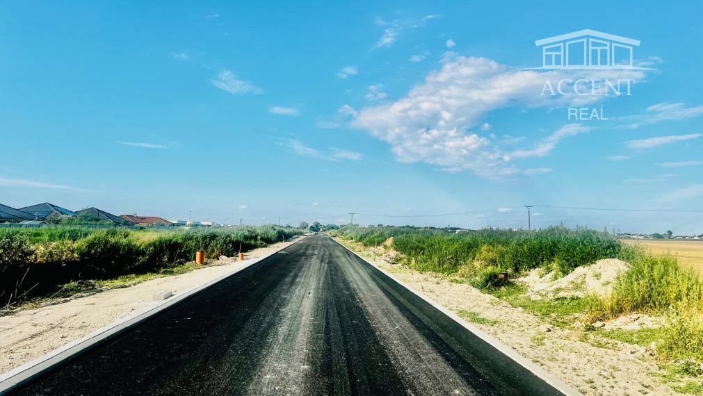 ROŽNÝ STAVEBNÝ POZEMOK (607M2)SO SIEŤAMI V NOVEJ LOKALITE RODINNÝCH DOMOV - MOST PRI BRATISLAVE