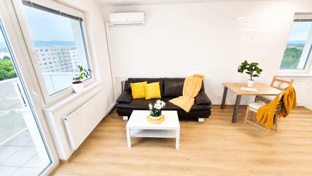 VÝBORNÁ CENA - PRENÁJOM 2 - IZBOVÉHO BYTU S BALKÓNOM A GARÁŽOVÝM STÁTÍM - OVOCNÉ SADY