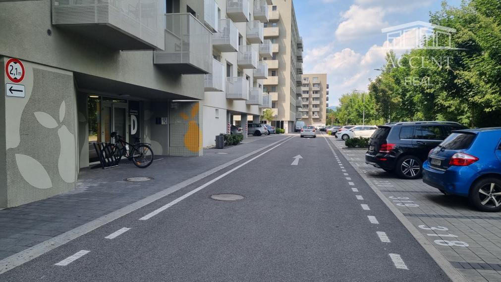 PRENÁJOM PARKOVACIEHO MIESTA V NOVOSTAVBE - OVOCNÉ SADY 32 D