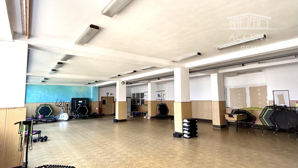 NA PRENÁJOM MULTIFUNKČNÝ PRIESTOR  195 m².
