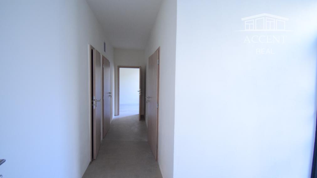 PRÉMIOVÉ OBCHODNÉ PRIESTORY(166M2) S VÝKLADMI NA FREKVENTOVANEJ ULICI V CENTRE - KRÍŽNA UL.