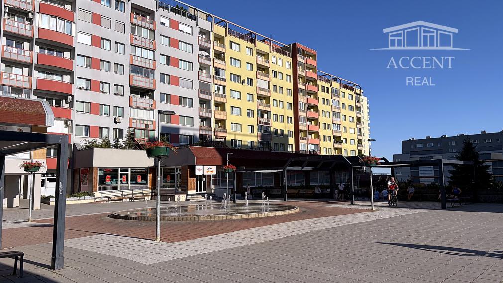 SLNEČNÝ 3-IZBOVÝ BYT (68 m²) V PÔVODNOM STAVE - DLHÉ DIELY