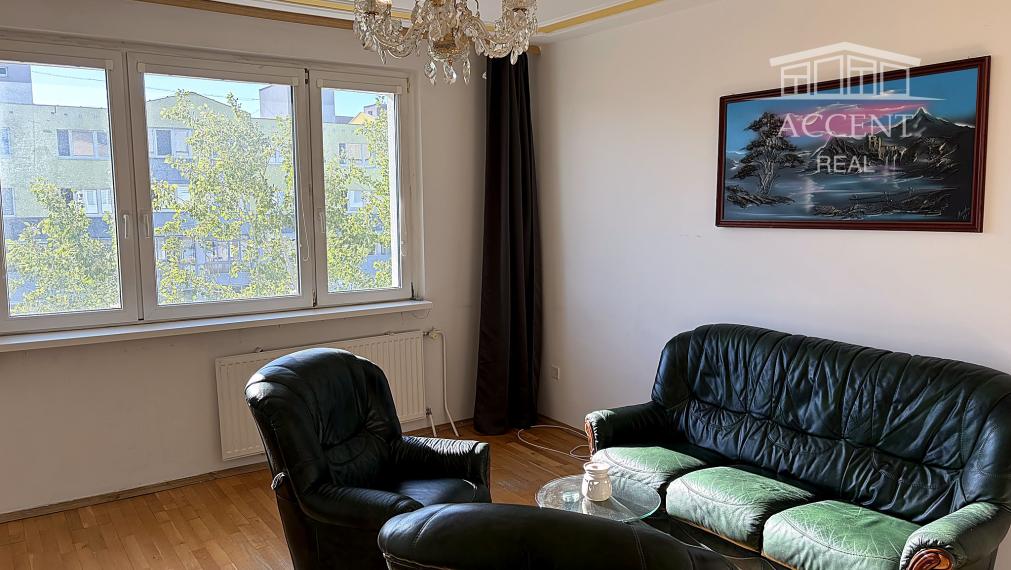 SLNEČNÝ 3-IZBOVÝ BYT (68 m²) V PÔVODNOM STAVE - DLHÉ DIELY