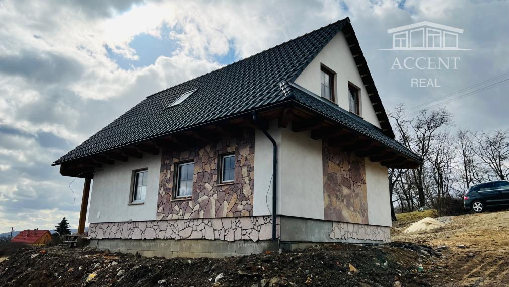 DVOJPODLAŽNÁ CHATA(108M2) V ŠTÝLOVOM ŠTANDARDE  - MALEBNÁ LOKALITA HORNÉ HÁMRE - KOSTIVRCH