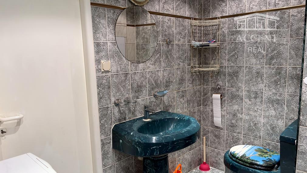 SLNEČNÝ 3-IZBOVÝ BYT (68 m²) V PÔVODNOM STAVE - DLHÉ DIELY