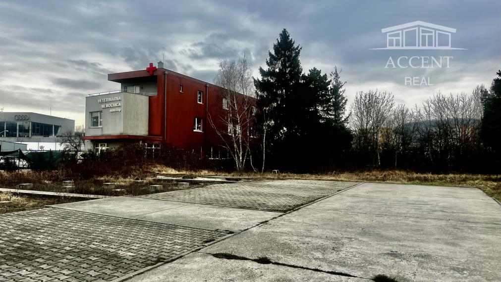 KOMERČNÉ STAVEBNÉ POZEMKY 2597M2 - LAMAČSKÁ CESTA