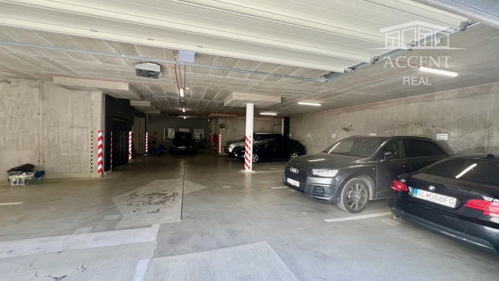 DIZAJNOVÝ 3-IZBOVÝ BYT S LOGGIOU A S GARÁŽOU V NOVOSTAVBE SYMPATIA - VAJNORSKÁ