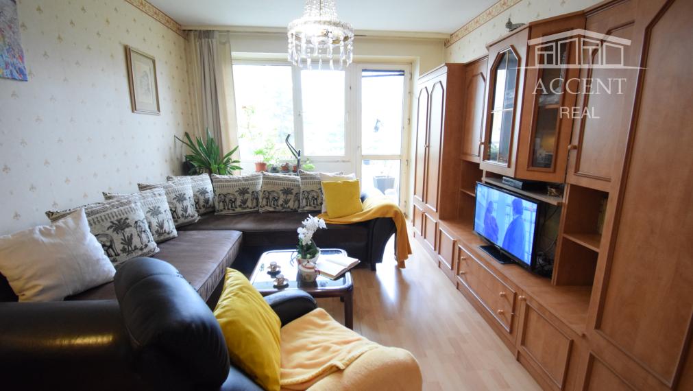 ZNÍŽENÁ CENA - PREDAJ 3 IZBOVÉHO BYTU S BALKÓNOM  - V CENTRE MOSONMAGYARÓVÁR