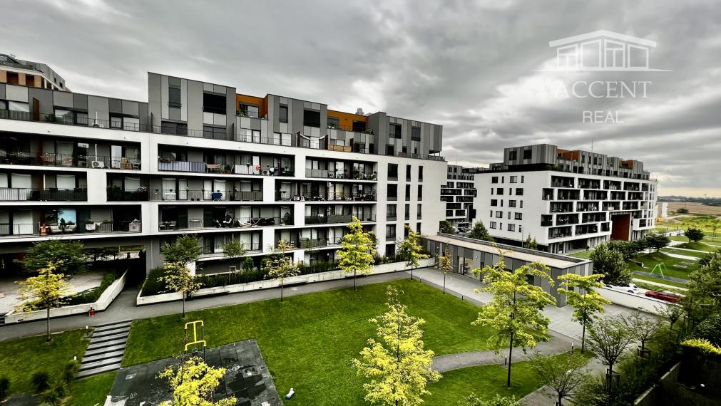 ŠTÝLOVÝ KLIMATIZOVANÝ 1-IZBOVÝ BYT S LOGGIOU V NOVOSTAVBE (35,5M2) S PARKOVACÍM MIESTOM -SLNEČNICE