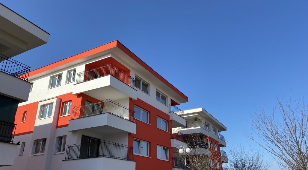 ZNÍŽENÁ CENA - NOVOSTAVBA - 2 IZBOVÝ BYT S0 ZÁHRADOU - VILA DOMY SENEC