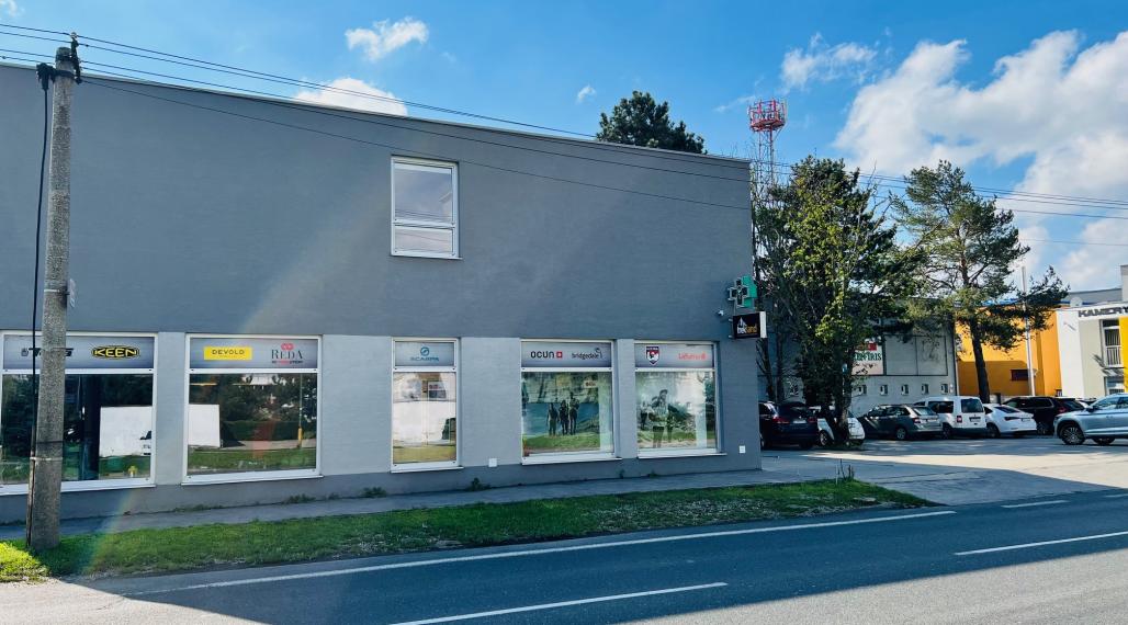 PRENÁJOM POSLEDNÝCH KANCELÁRIÍ NA FREKVENTOVANEJ ULICI - IVANSKÁ CESTA ZA VÝBORNÚ CENU