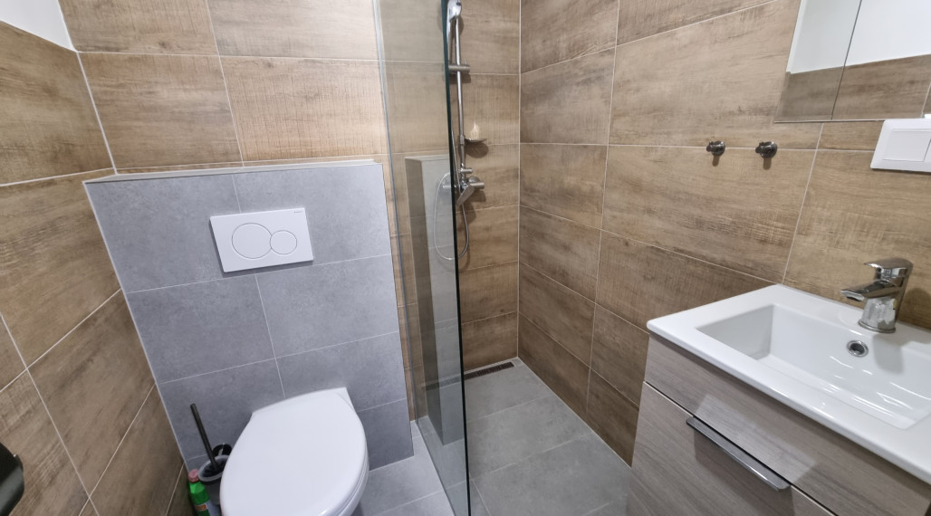 PRENÁJOM PEKNÉHO 1 - IZBOVÉHO BYTU PRI OC VIVO