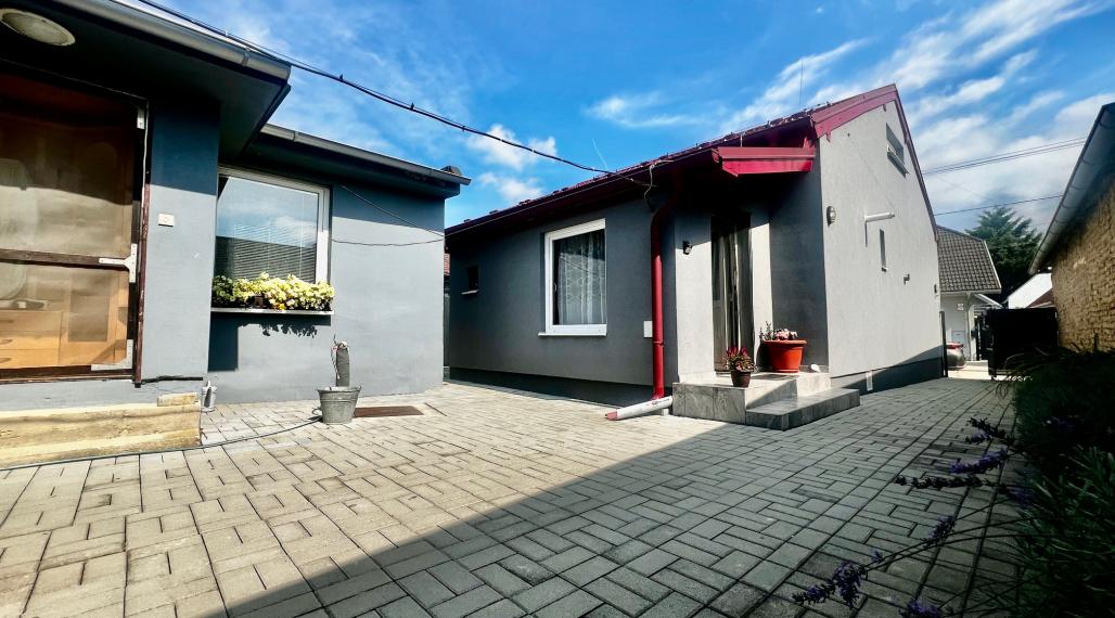 RODINNÝ DOM V CENTRE IVÁNKY PRI DUNAJI- FARNIANSKA UL. (POZEMOK 416M2)