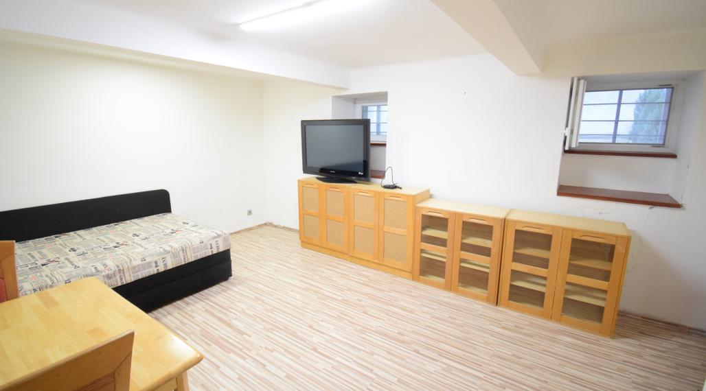 VÝBORNÁ CENA - PRENÁJOM 1 IZBOVÉHO BYTU V CENTRE MESTA