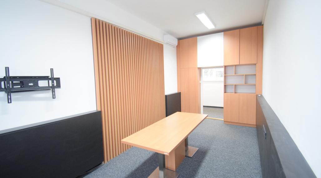 PRENÁJOM POSLEDNÝCH DVOCH ZARIADENÝCH KANCELÁRIÍ S PARKOVACÍMI MIESTAMI - FREKVENTOVANÁ IVANSKÁ CESTA