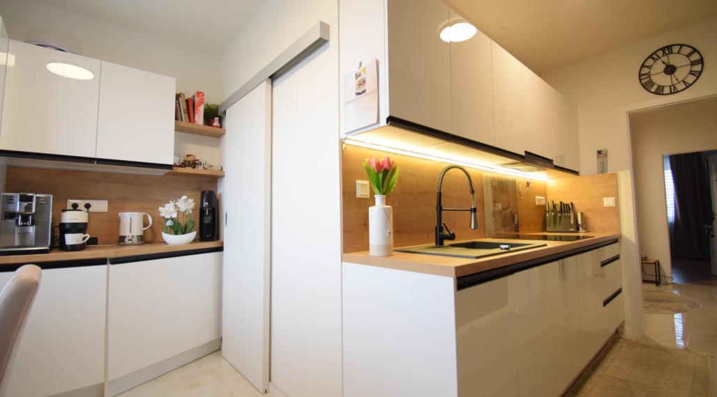 REZERVOVANÉ -  VÝNIMOČNÝ 3-IZBOVÝ BYT S VEĽKORYSOU VÝMEROU 86M2 V TICHEJ LOKALITE RUŽINOVA - ŠTEFUNKOVA