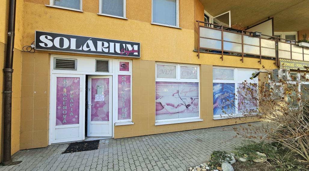 MULTIFUNKČNÉ NEBYTOVÉ PRIESTORY S VÝKLADMI (154m2) NA FREKVENTOVANOM MIESTE - HANY MELIČKOVEJ